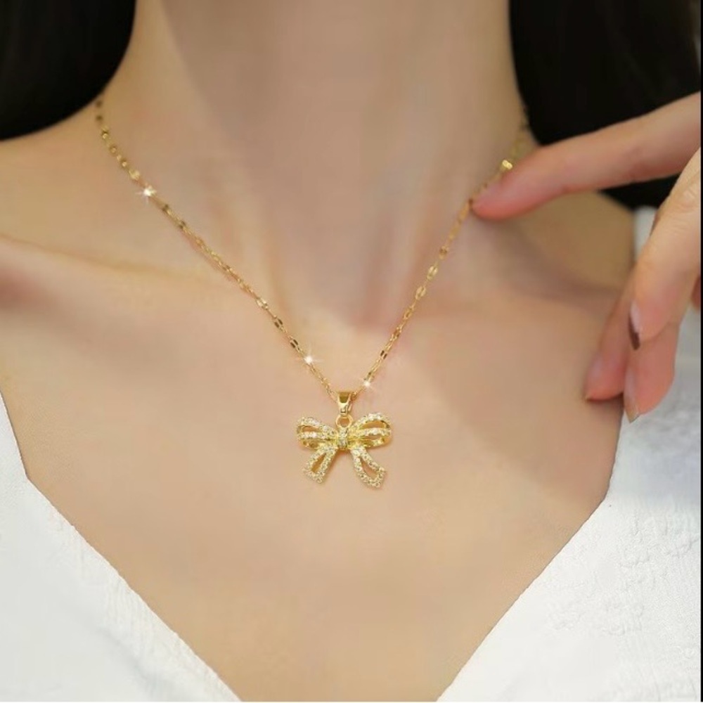 NEW - gold bow necklace, coquette bow jewelry, gift for bow lover - Picture 5 of 5